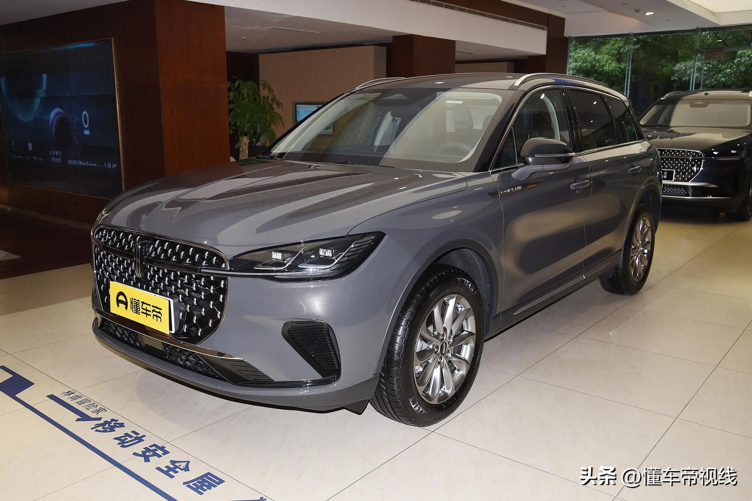 新车｜18.88万元起，林肯冒险家推限时一口价，宝马X1/奥迪Q3同级