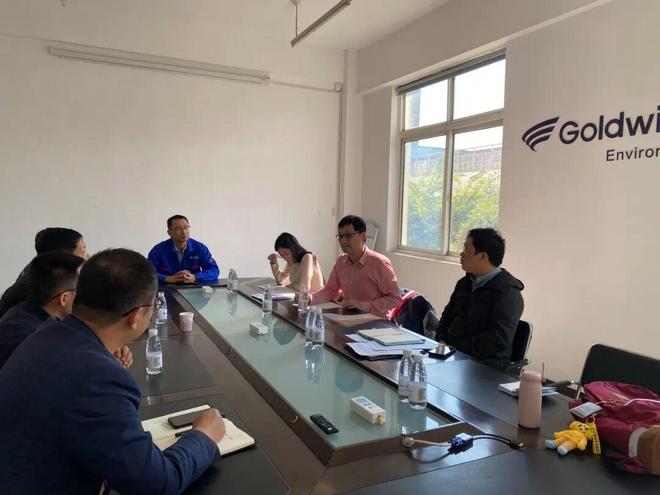 “他对任何事情都有一种本能的好奇心,这一点从未变过”