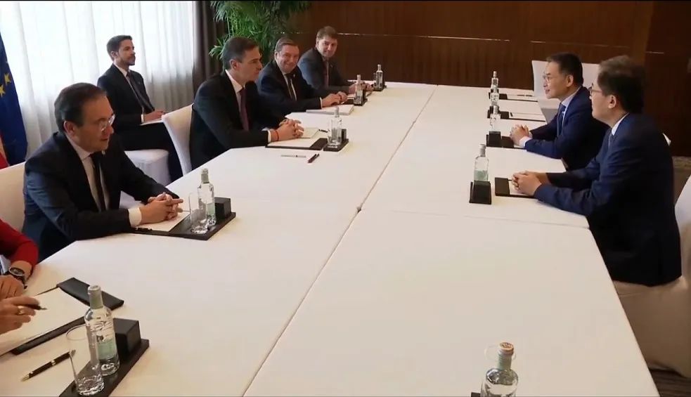 西班牙首相的企业会面，透露中欧产业战略合作哪些方向？