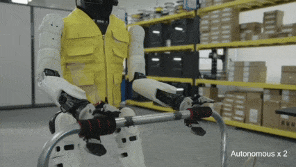 人形机器人自主控制新突破:智元等实现VLA驱动全身协同