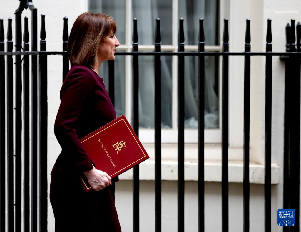 英国大幅下调今年经济增长预期