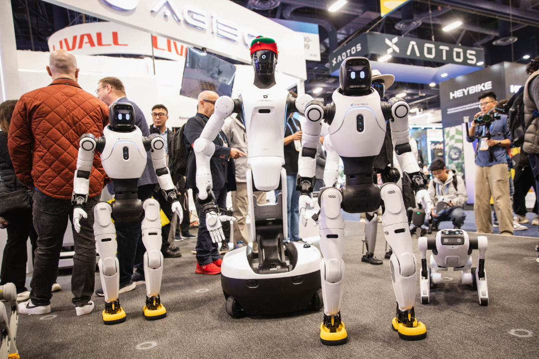 中国机器人军团,“围剿”波士顿动力